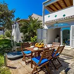 Apartamento In Pinewood Near The Sea